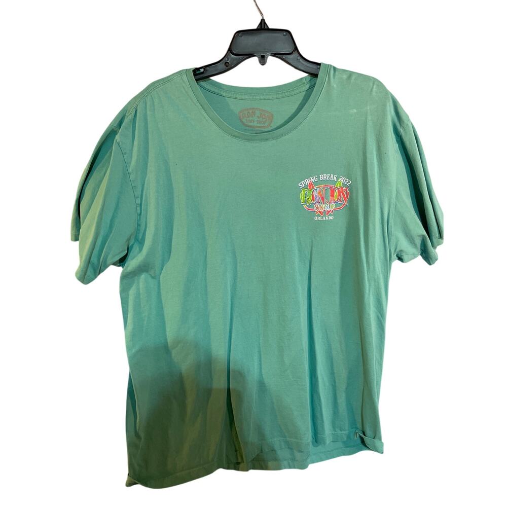 Men's graphic tee shirt